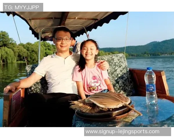 麦卡利斯特的传奇人生与足球世界的璀璨轨迹探秘 麦卡利斯特的传奇人生与足球世界的璀璨轨迹探秘